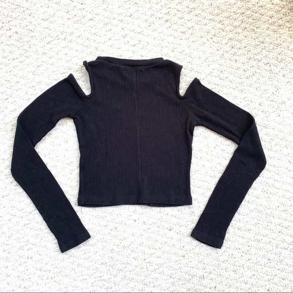 Kendall & Kylie Cold Shoulder Crop Top - Picture 7 of 7